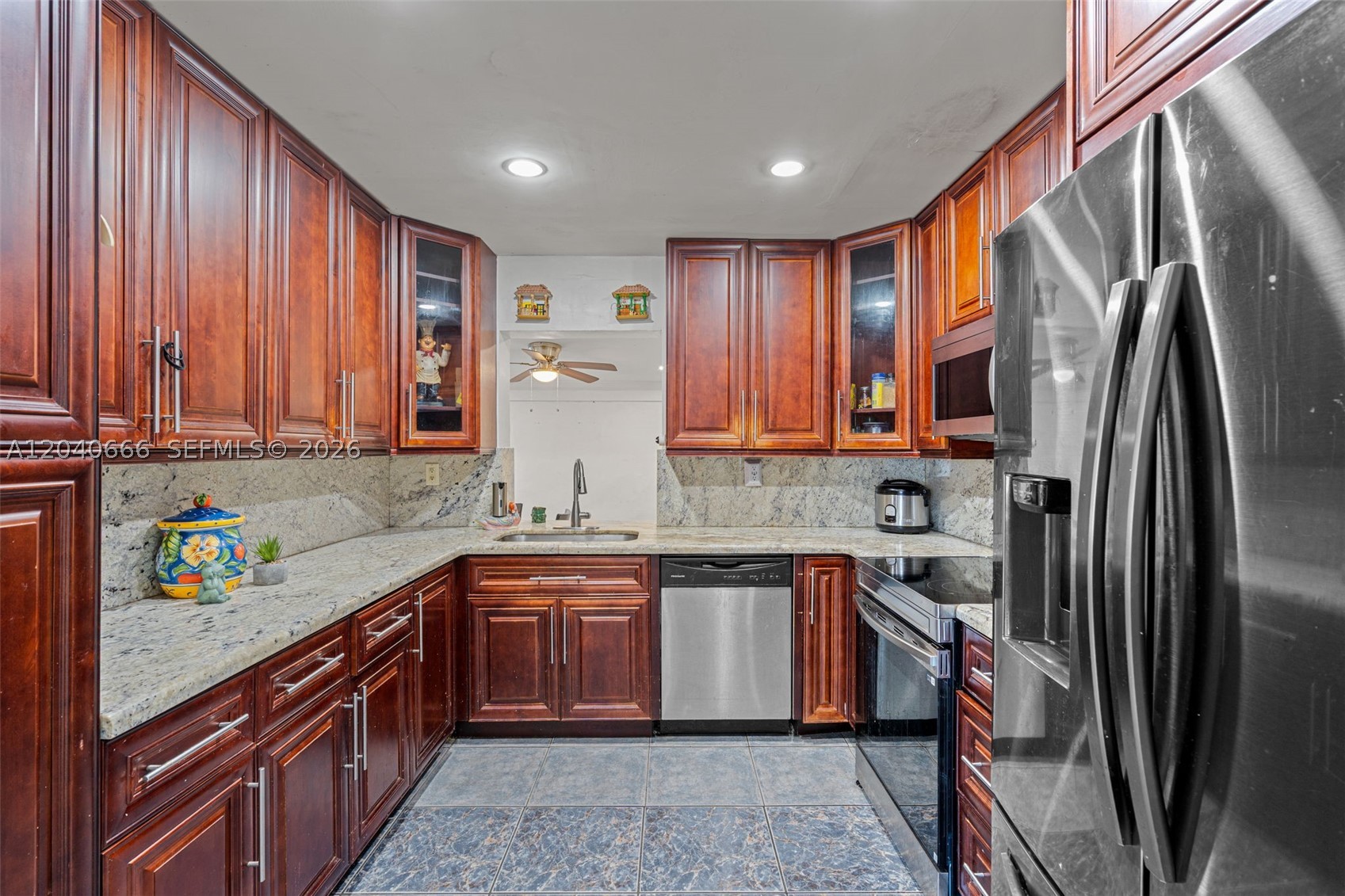 PALM SPRINGS LAKES 6TH AD - Residential