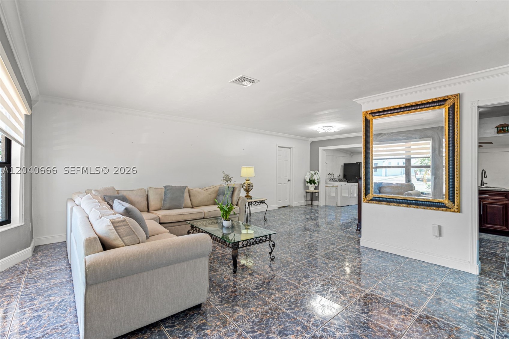 PALM SPRINGS LAKES 6TH AD - Residential
