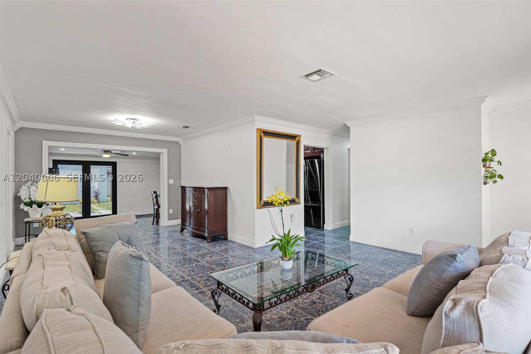 PALM SPRINGS LAKES 6TH AD - Residential