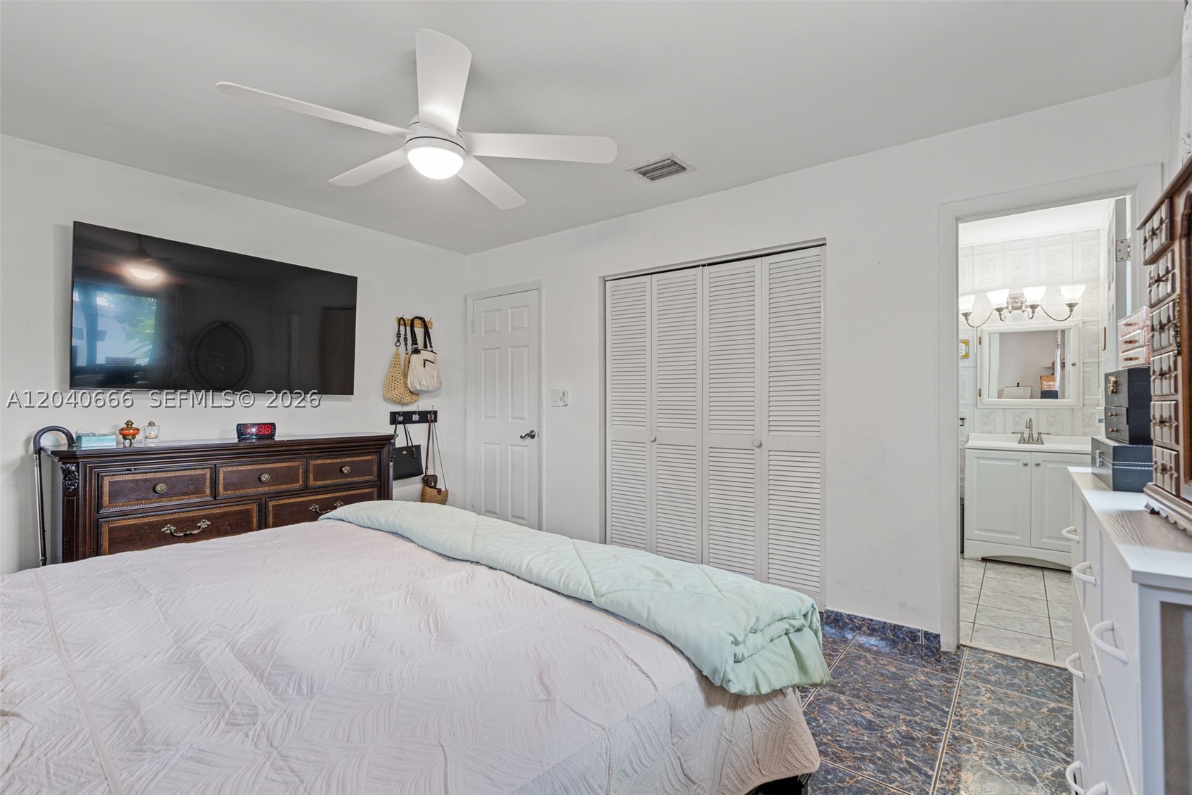 PALM SPRINGS LAKES 6TH AD - Residential