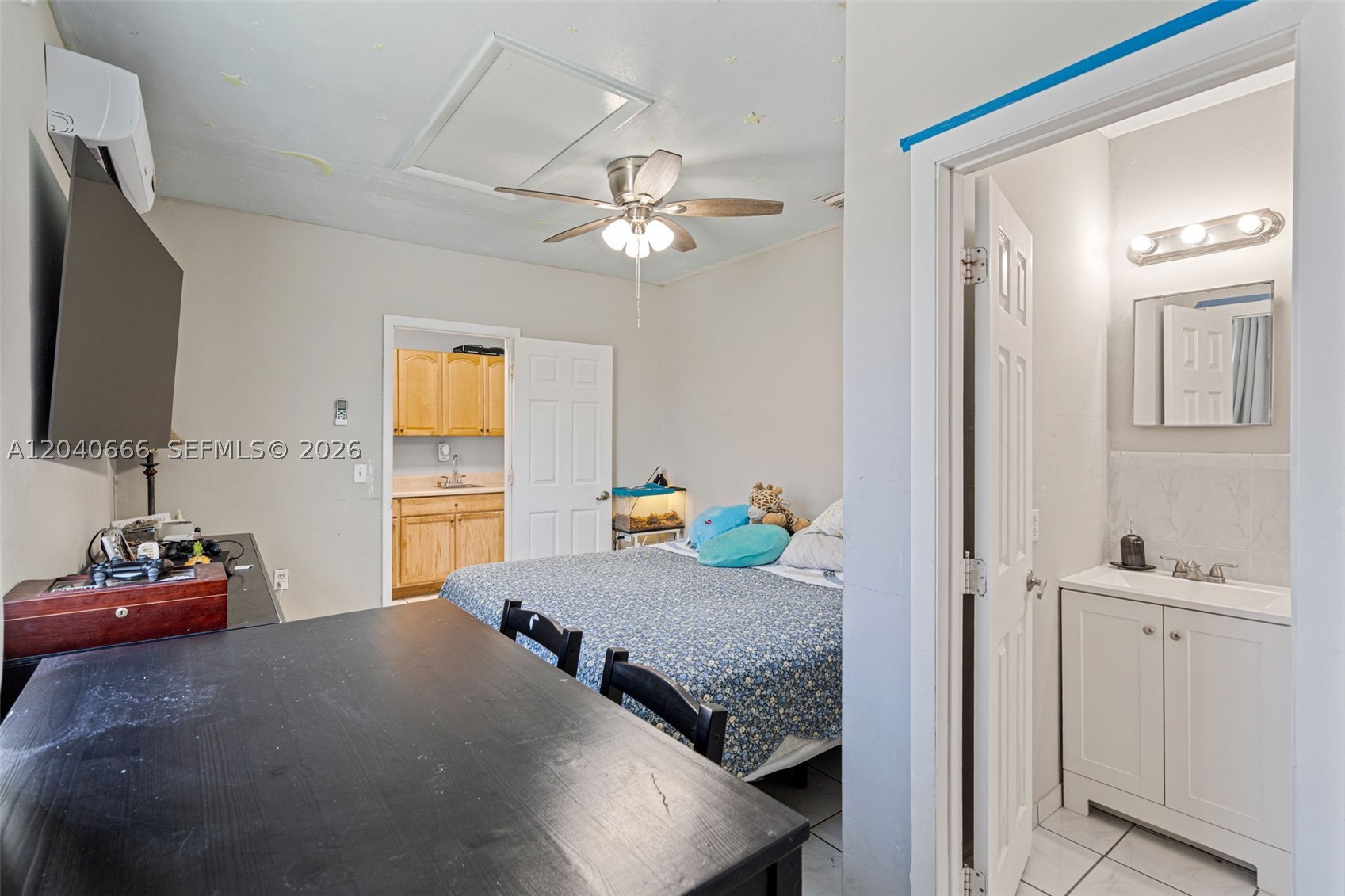 PALM SPRINGS LAKES 6TH AD - Residential