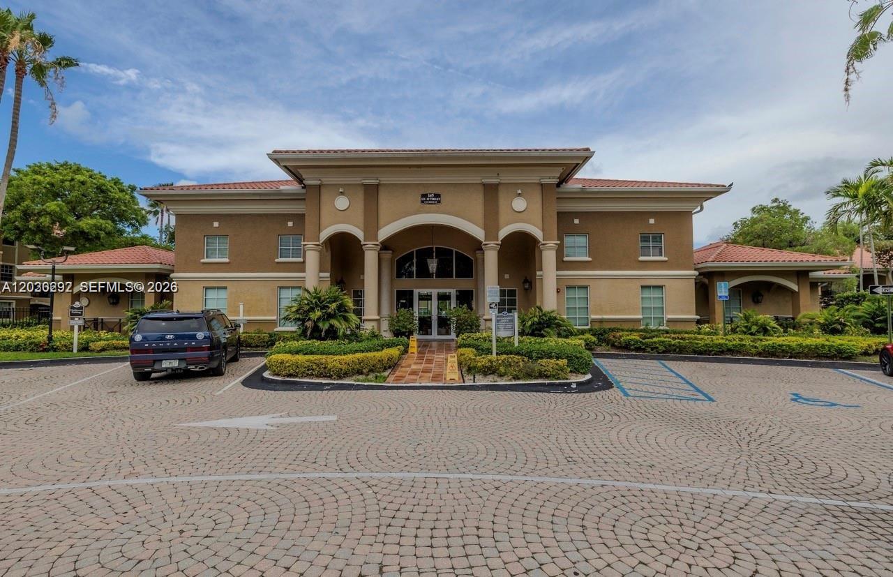 MARQUESA CONDO - Residential Lease