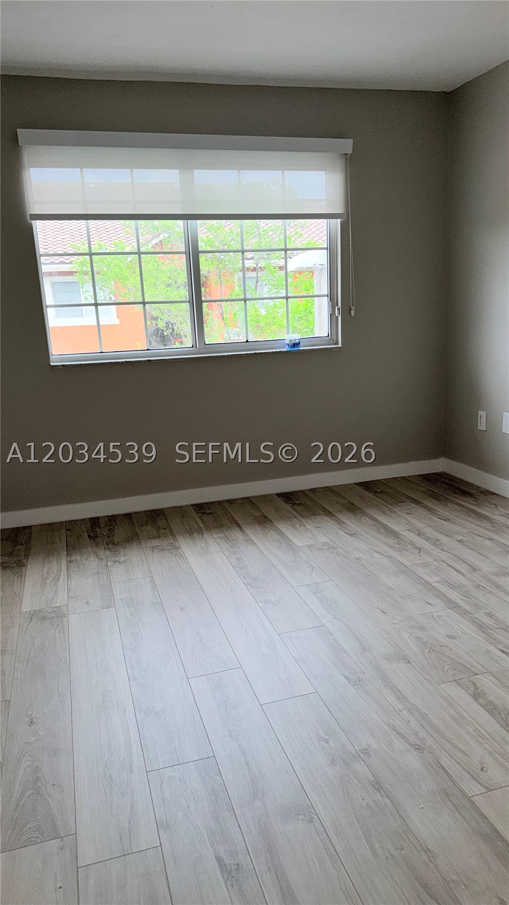 GRAND ISLES CONDO - Residential Lease