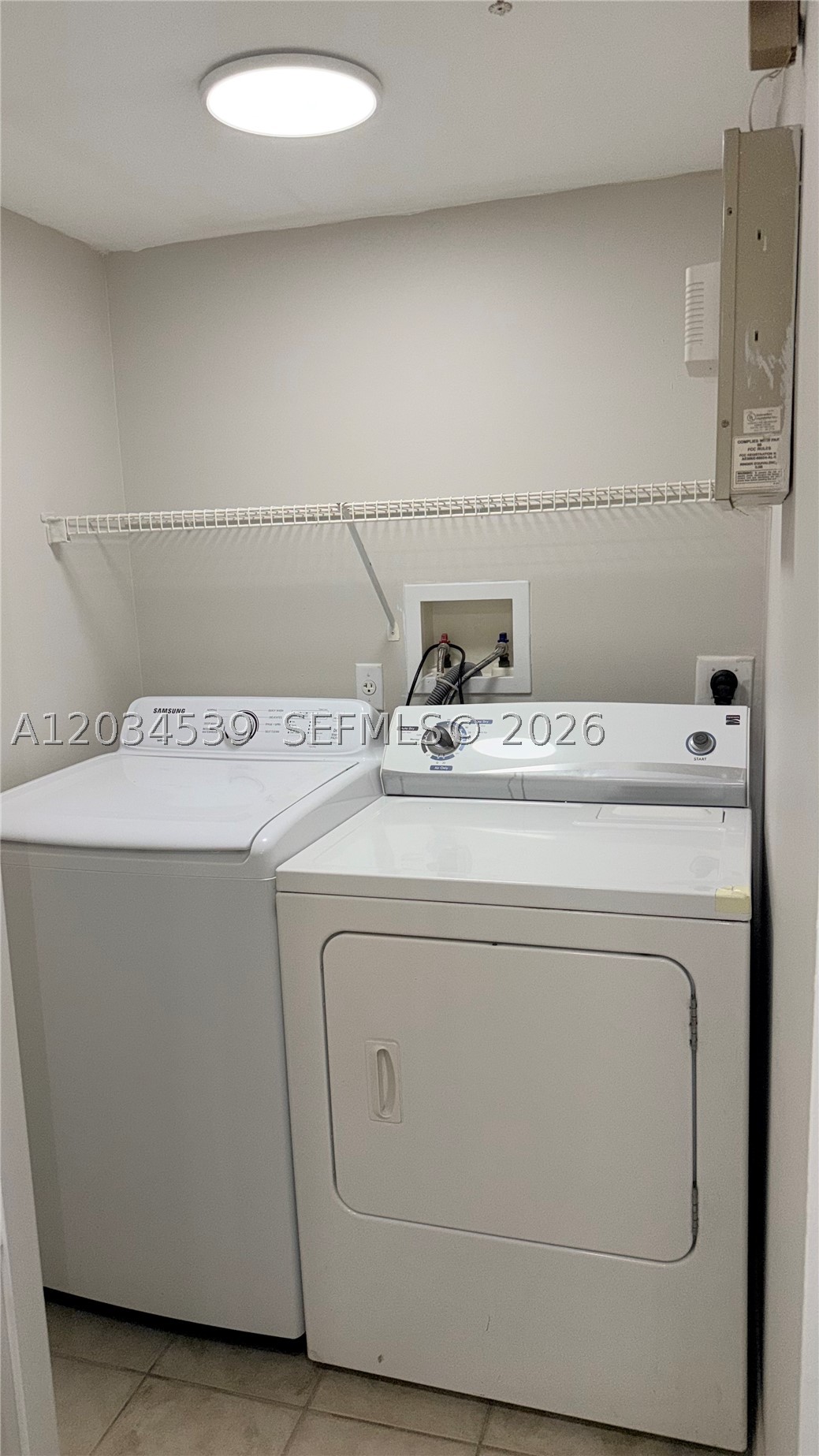 GRAND ISLES CONDO - Residential Lease
