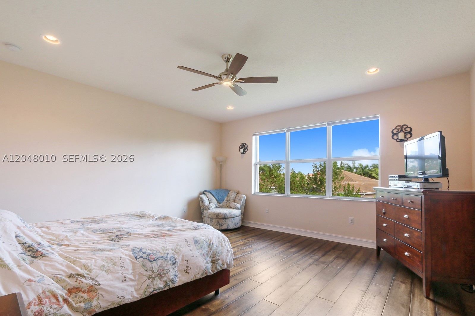 TRAILS AT CANYON - Residential Lease