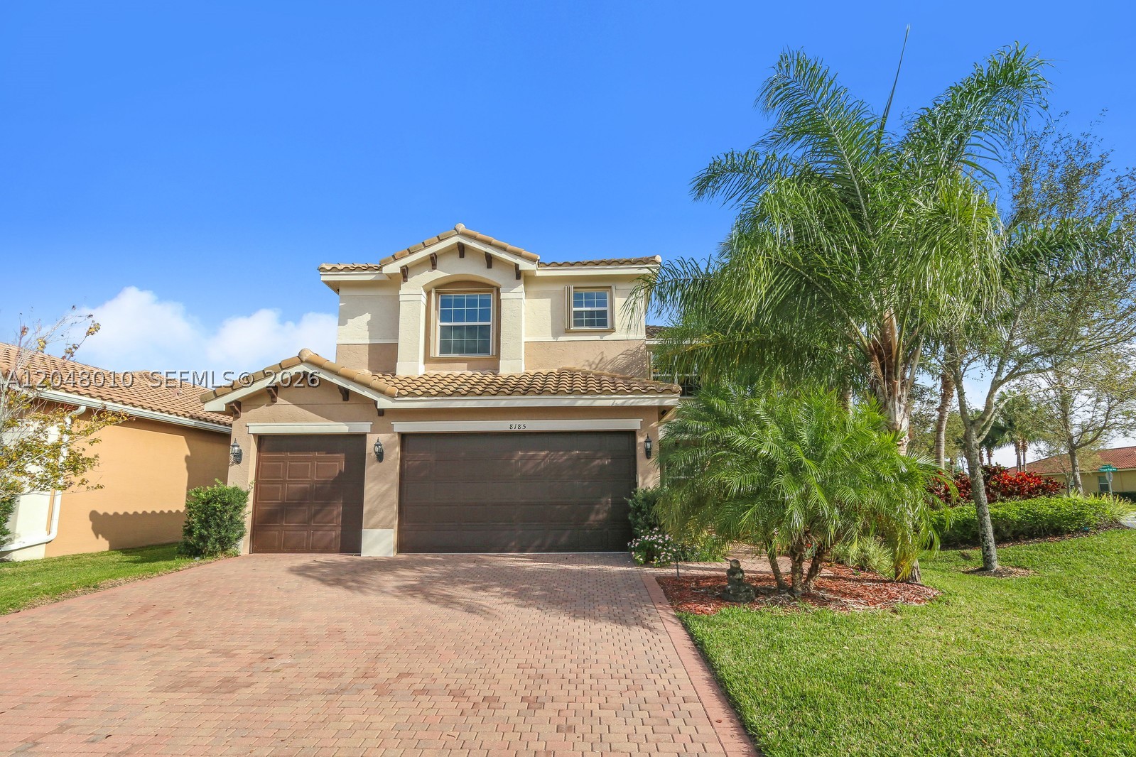 TRAILS AT CANYON - Residential Lease