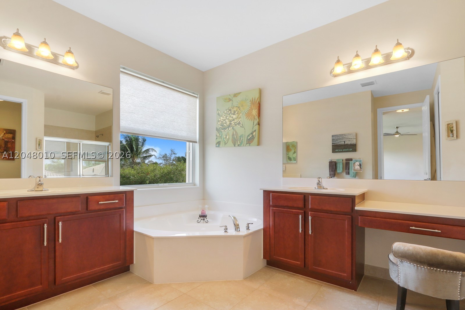 TRAILS AT CANYON - Residential Lease