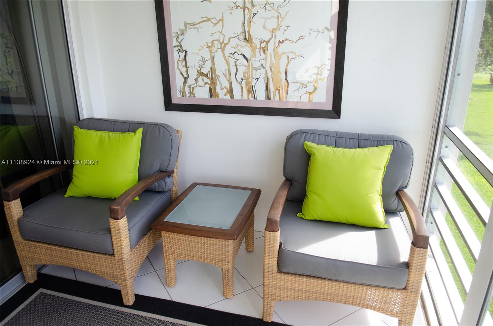 PALM-AIRE COUNTRY CLUB 61 - Residential