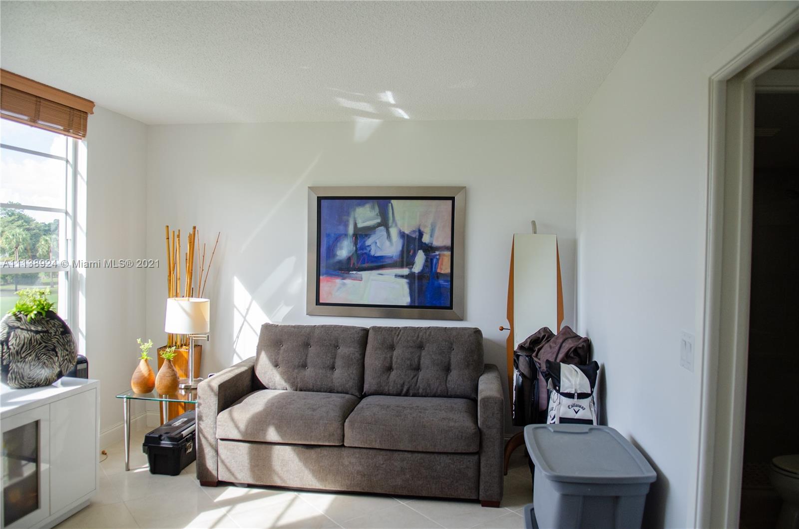 PALM-AIRE COUNTRY CLUB 61 - Residential