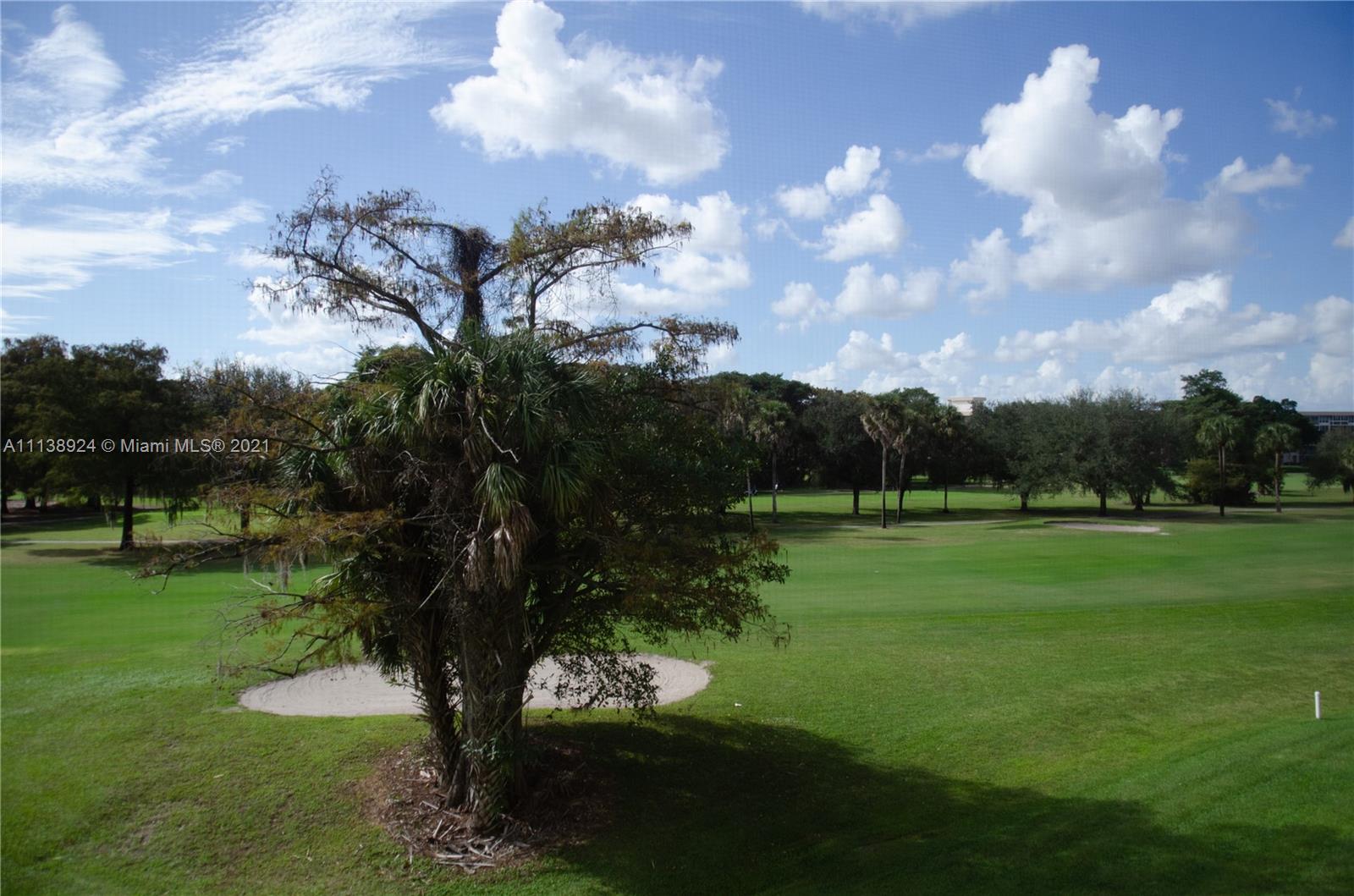 PALM-AIRE COUNTRY CLUB 61 - Residential