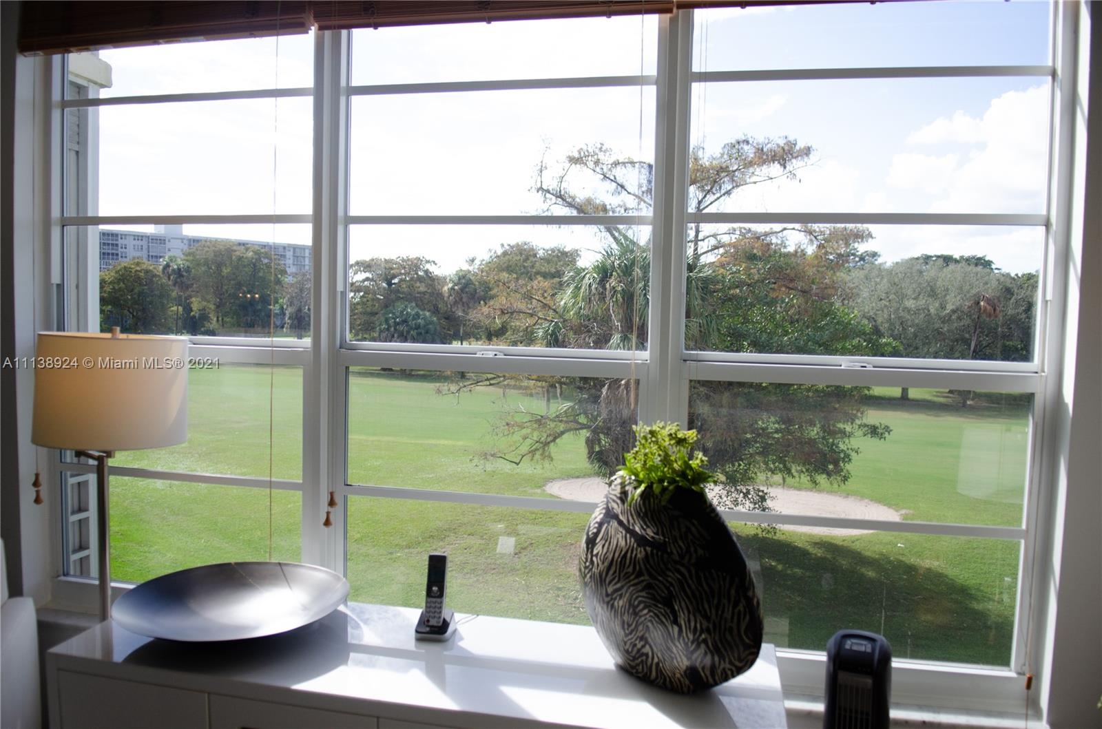PALM-AIRE COUNTRY CLUB 61 - Residential
