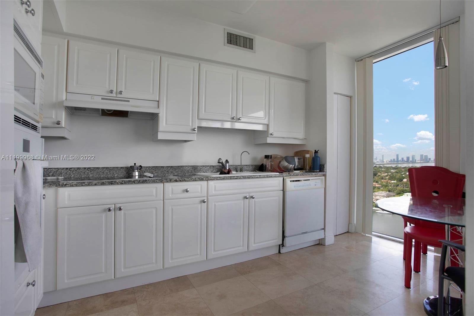 GREEN DIAMOND CONDO - Residential