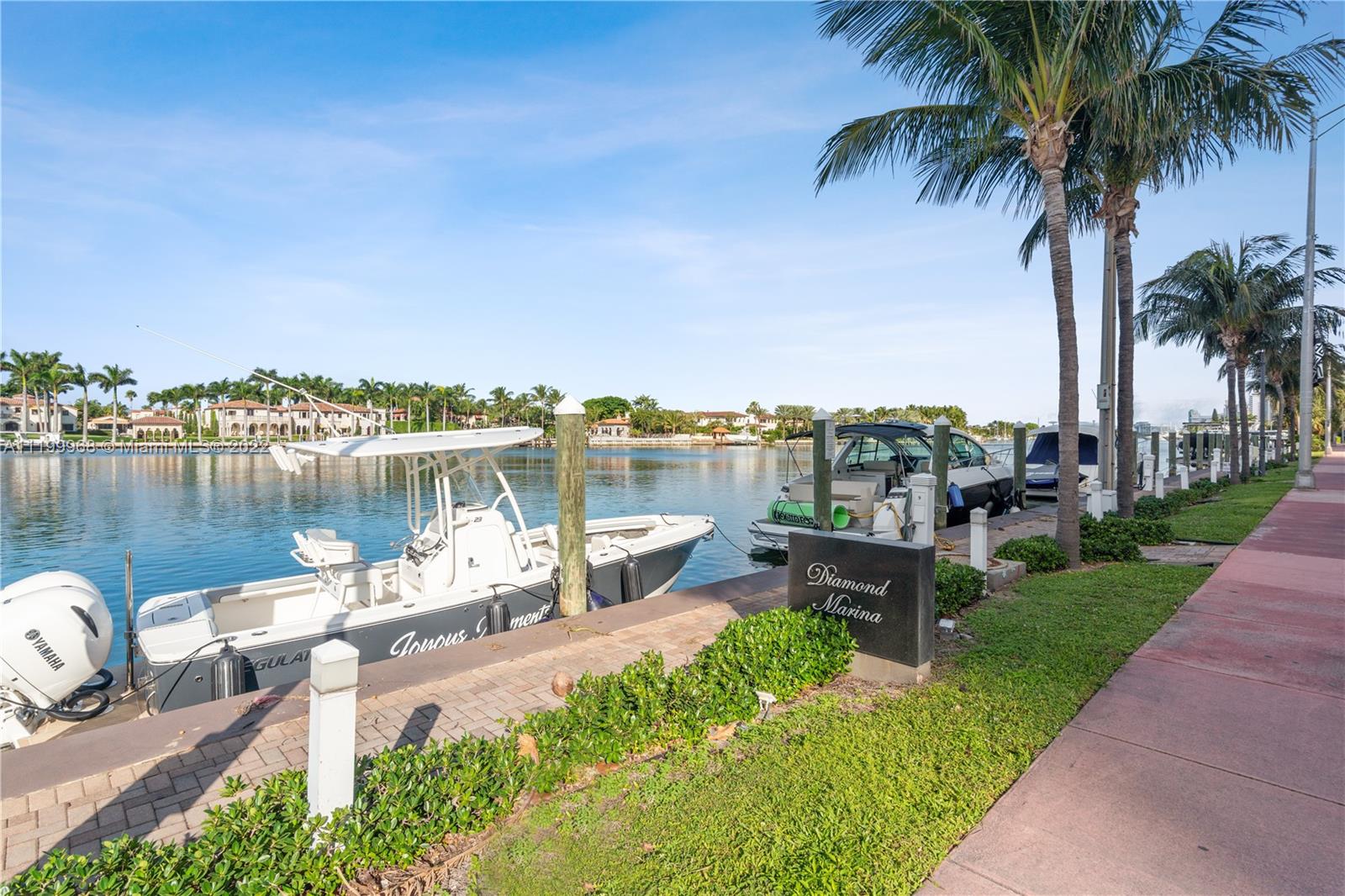 GREEN DIAMOND CONDO - Residential