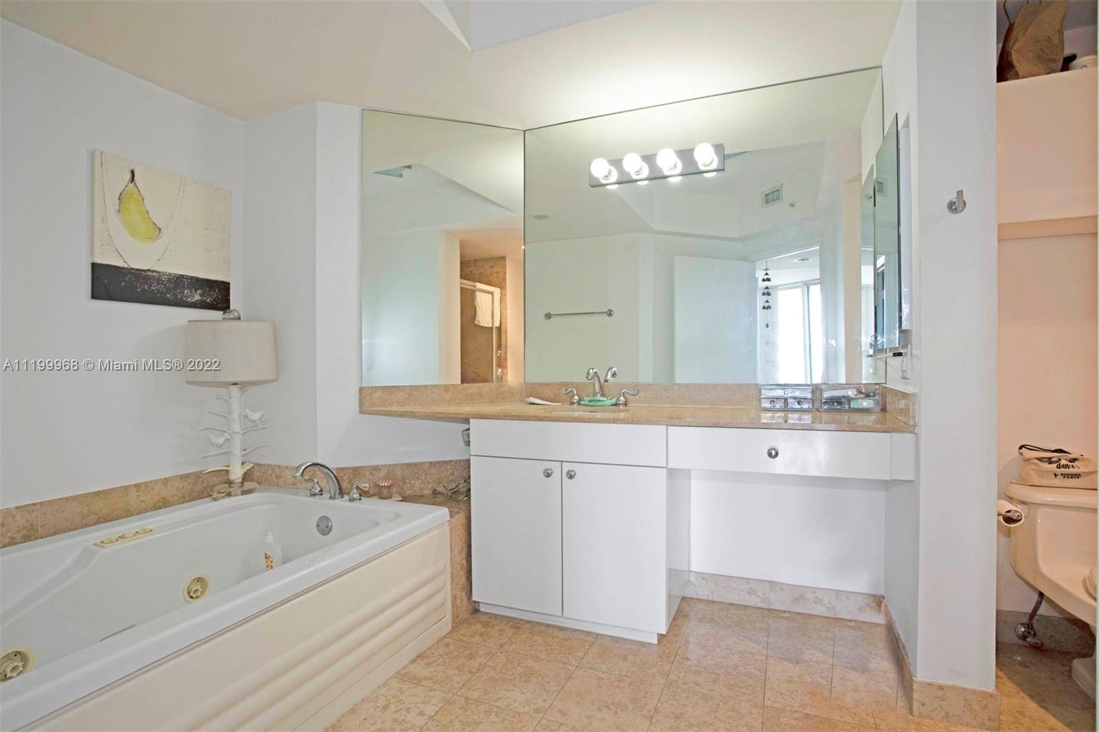 GREEN DIAMOND CONDO - Residential