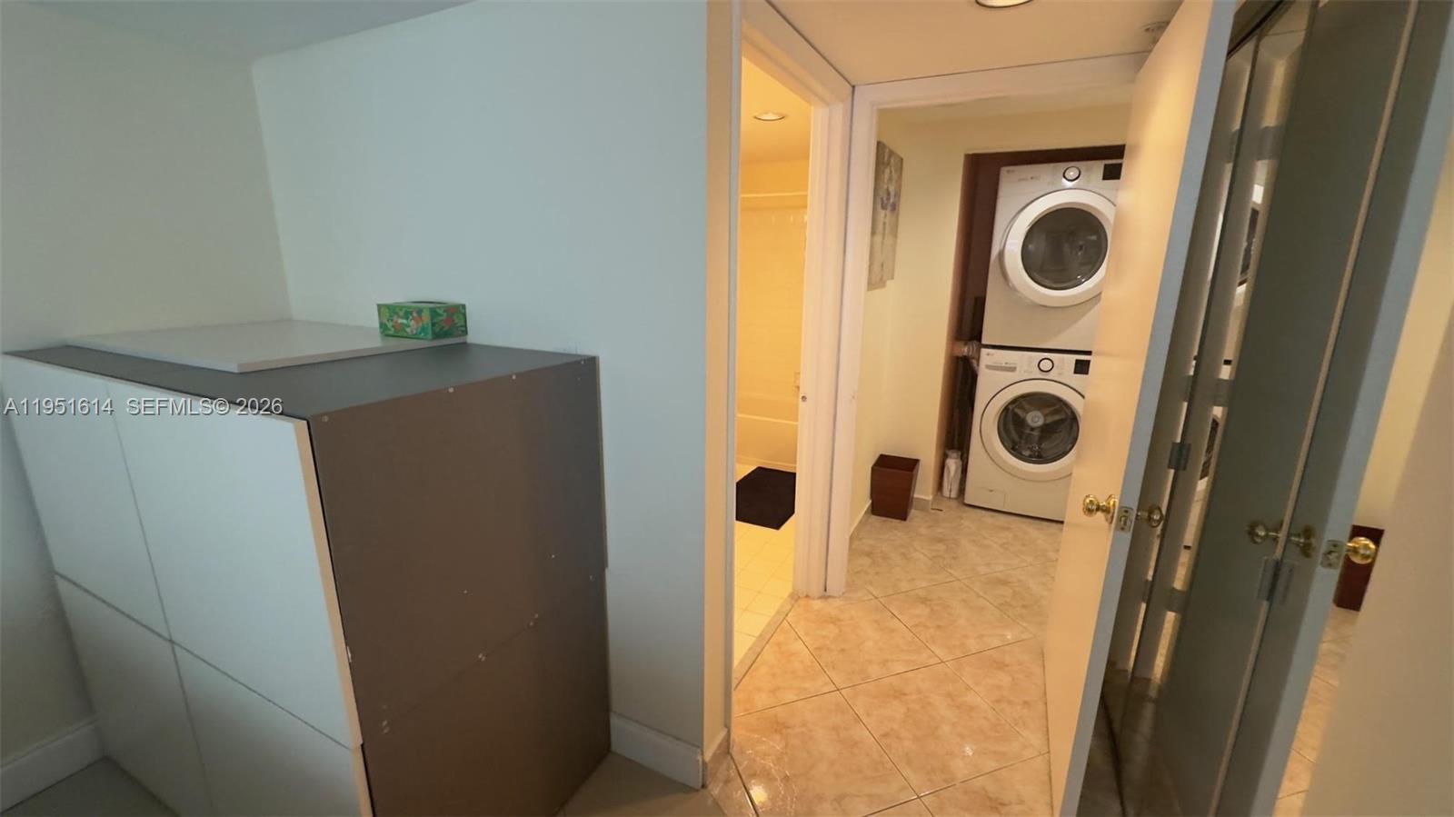 OCEAN POINT BEACH CLUB CO - Residential