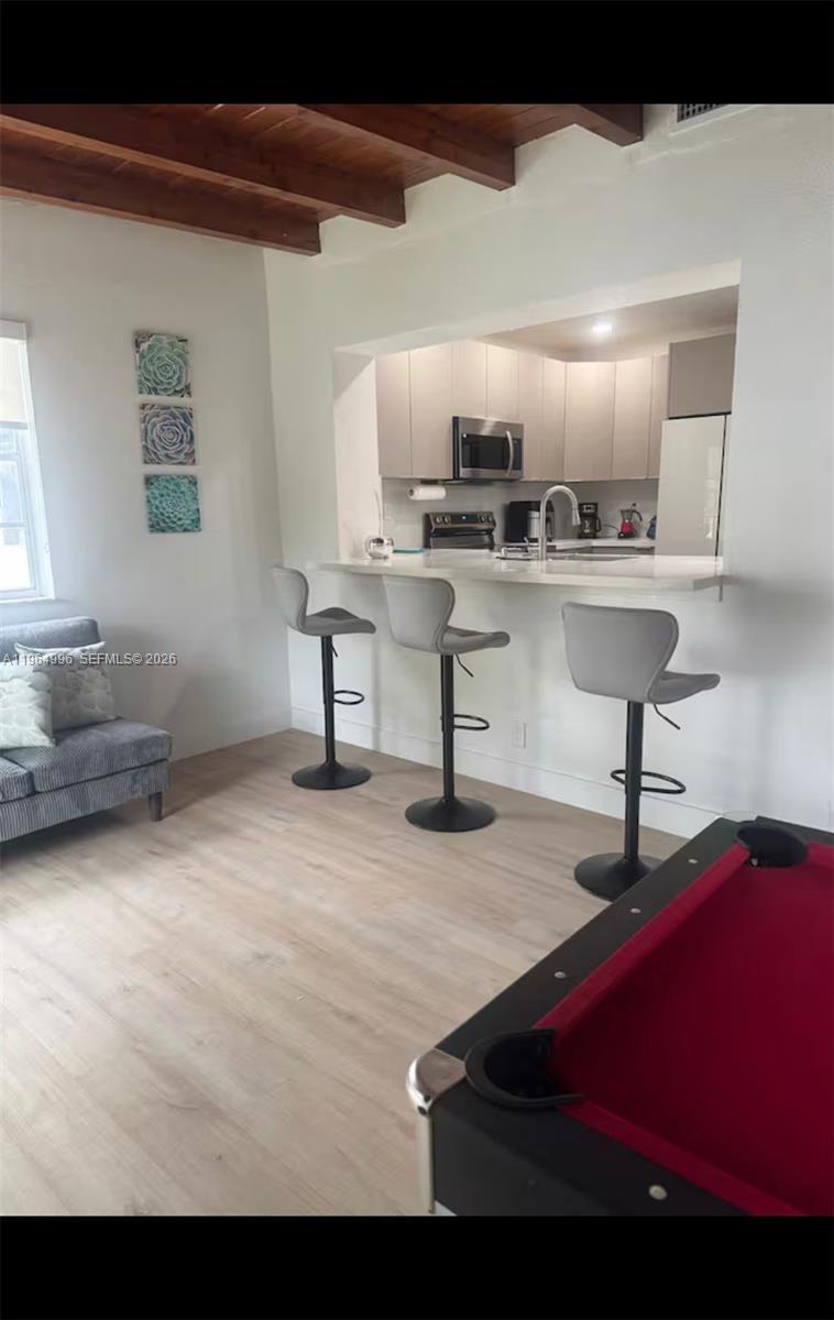 COUNTRY CLUB ESTATES SEC - Residential