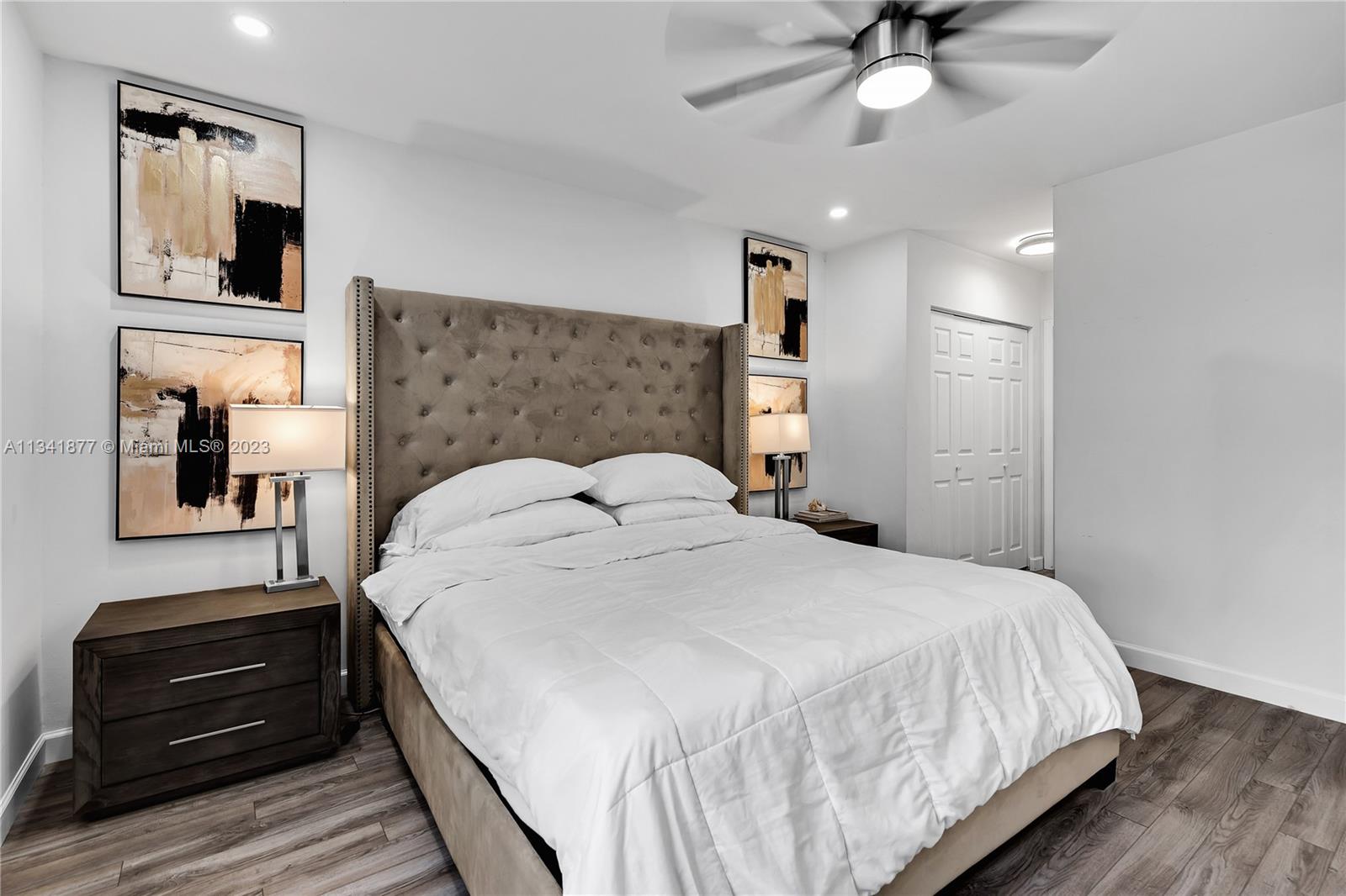 SOMERSET FOUR REPLAT - Residential
