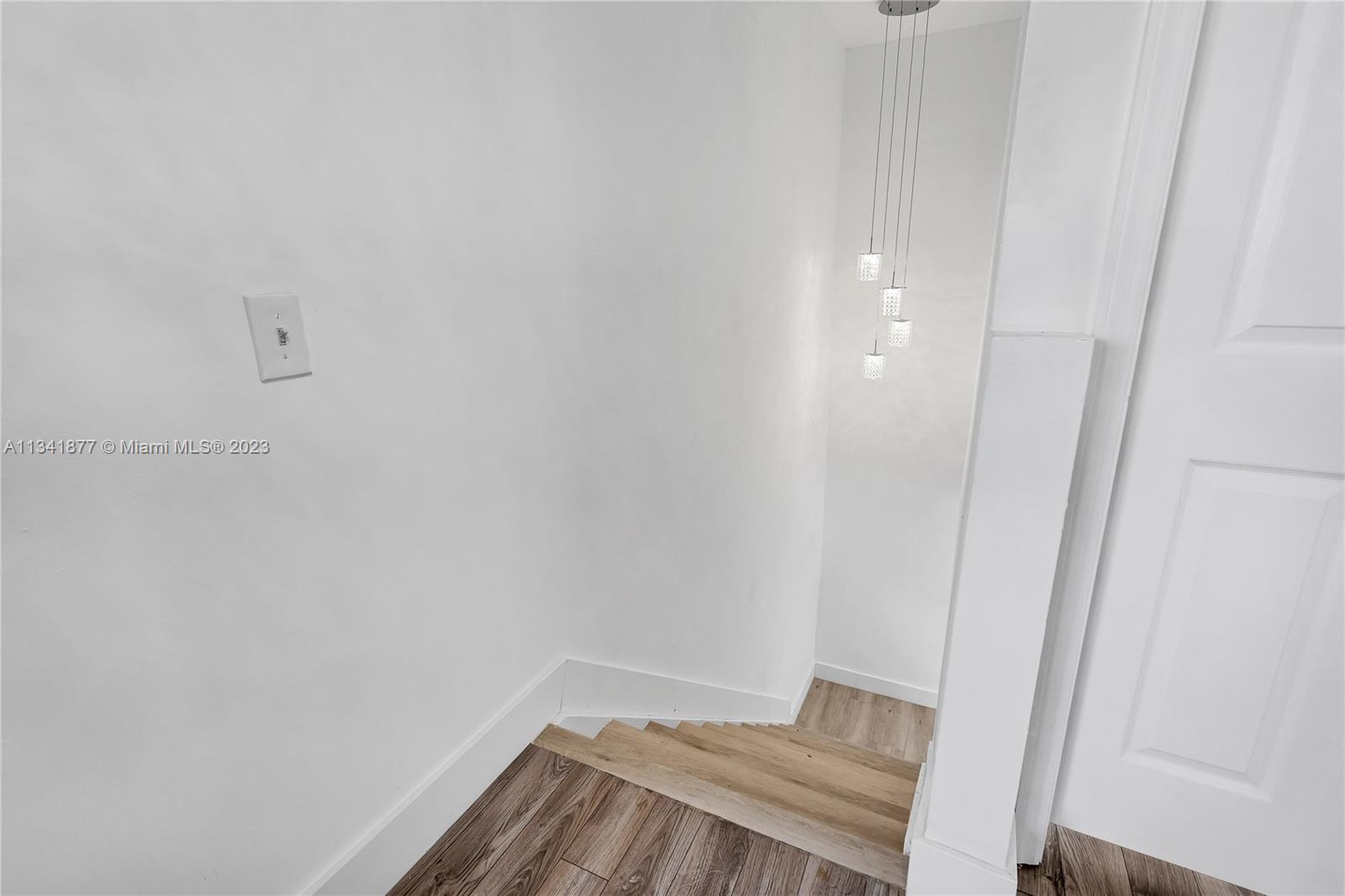 SOMERSET FOUR REPLAT - Residential