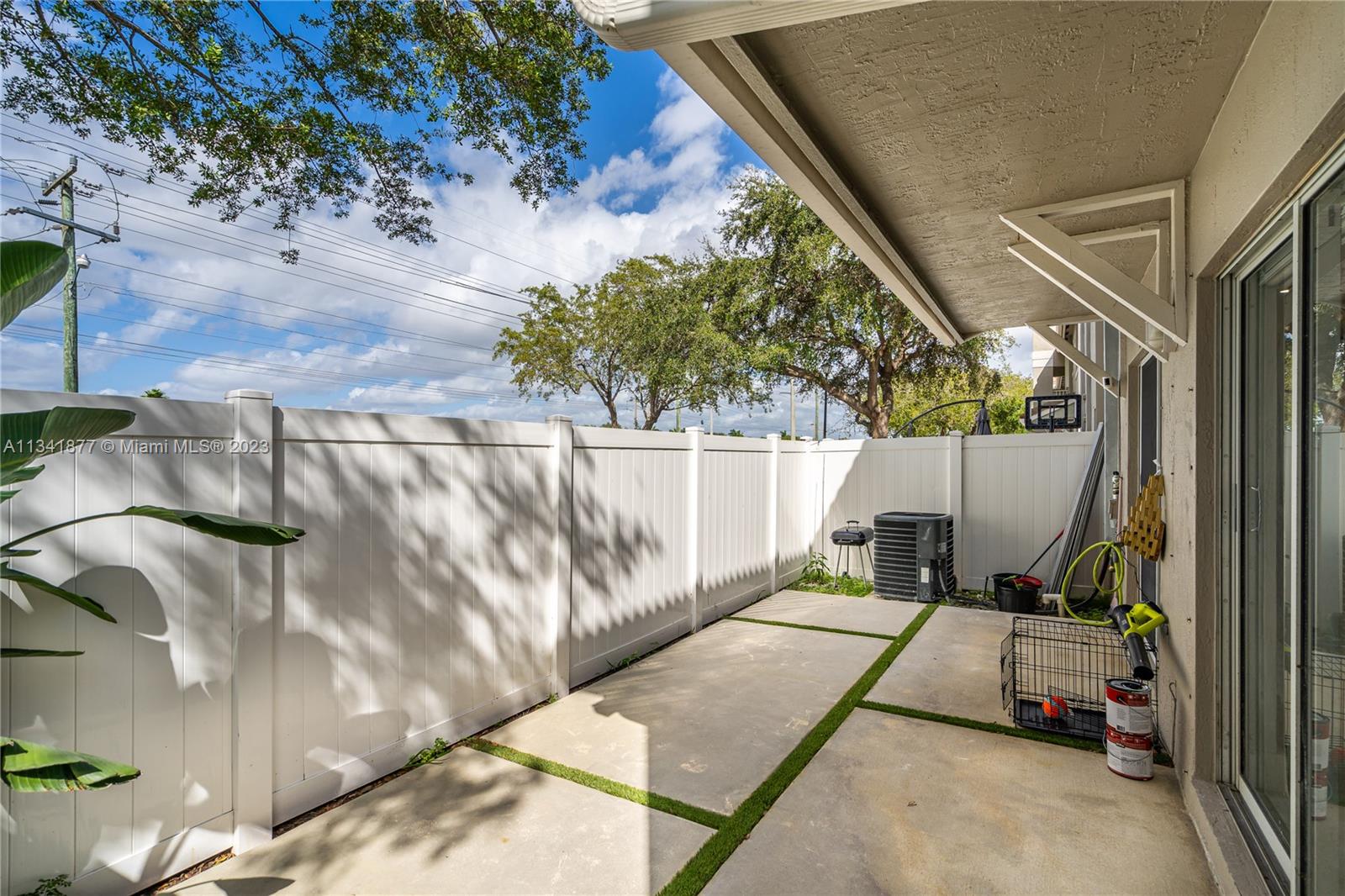 SOMERSET FOUR REPLAT - Residential