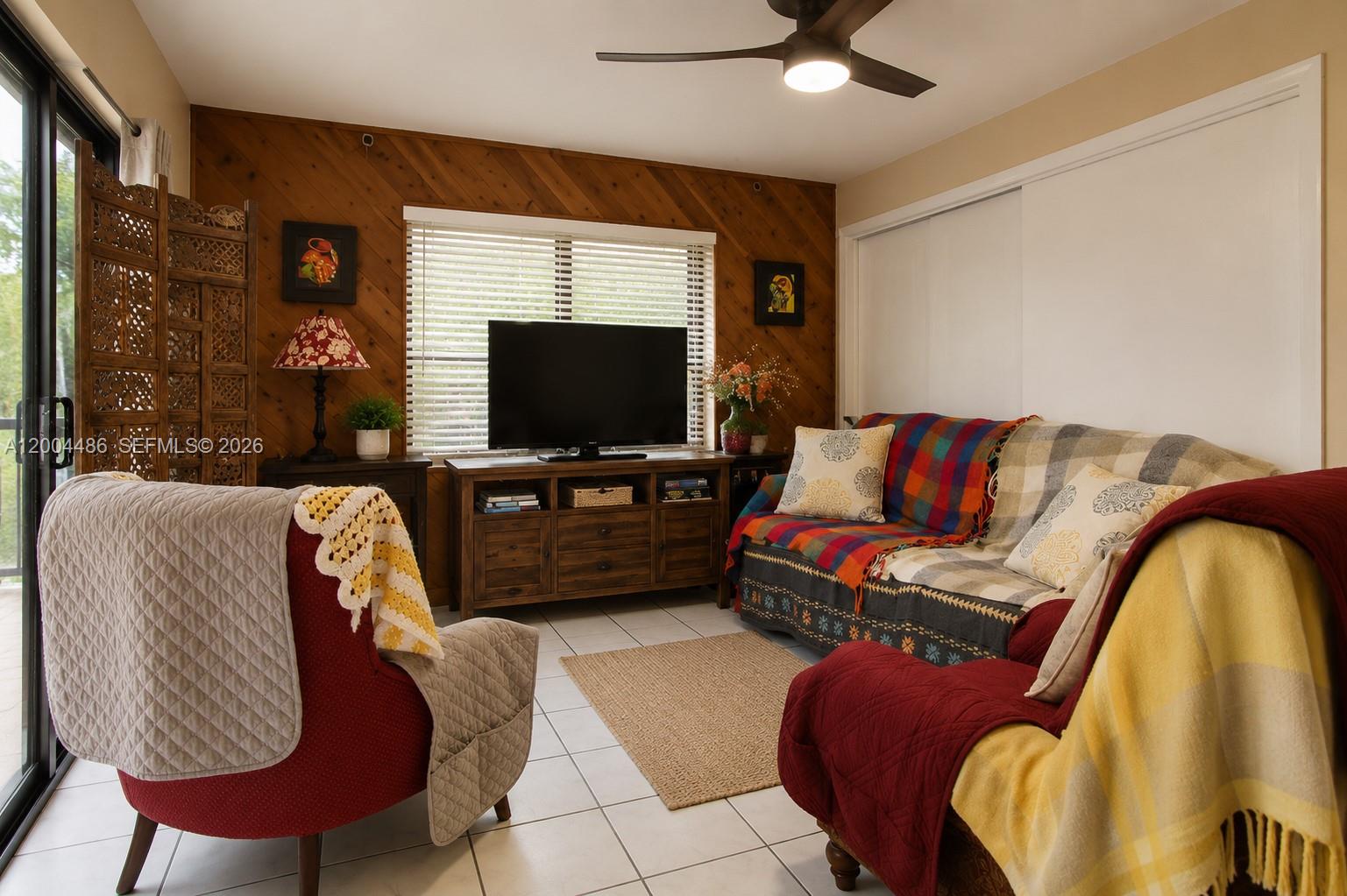 DEERWOOD TOWNHOMES - Residential