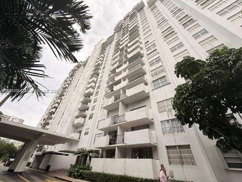 Spacious 1 bedroom, 1.5 bath residence featuring wood flooring in the living area and tile flooring throughout. Enjoy a private balcony with wide city and sunset views. The building offers 24/7 front desk security, two pools, two tennis courts, fitness centers, a billiards room, and bicycle storage. Centrally located. Many shops, dining options, and amenities within the City of Aventura. The A/C unit is approximately one year old.