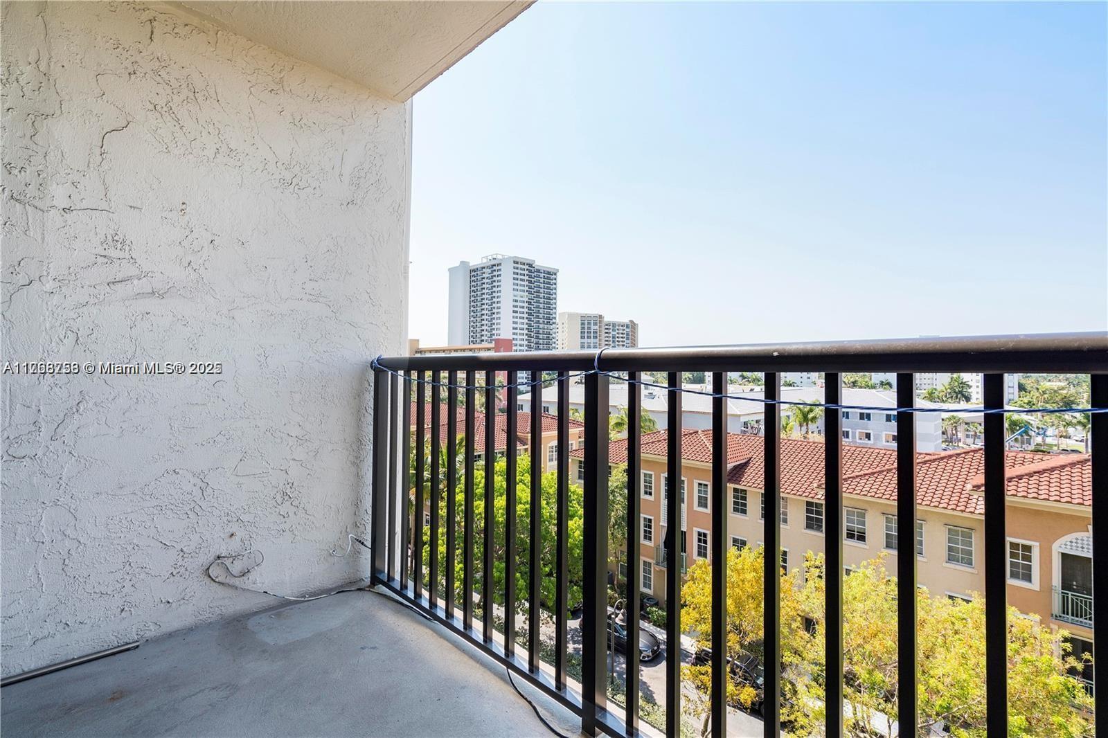 AVANT GARDE CONDO - Residential Lease