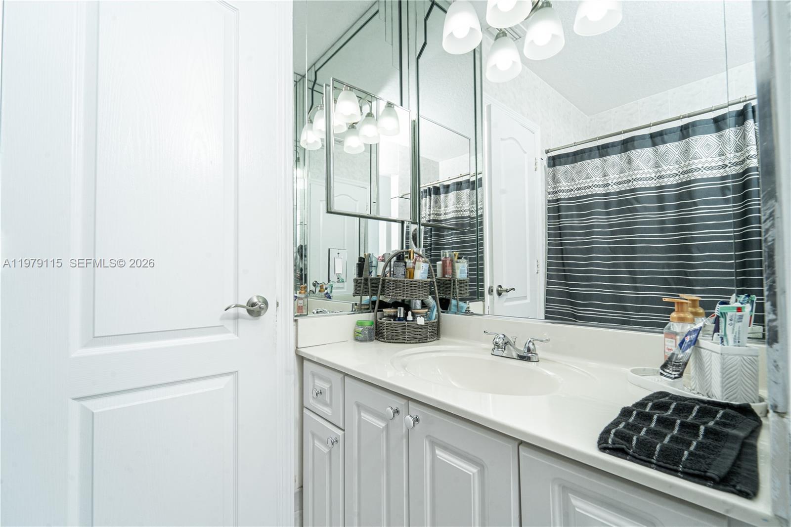 AVALON ESTATES RE-PLAT - Residential