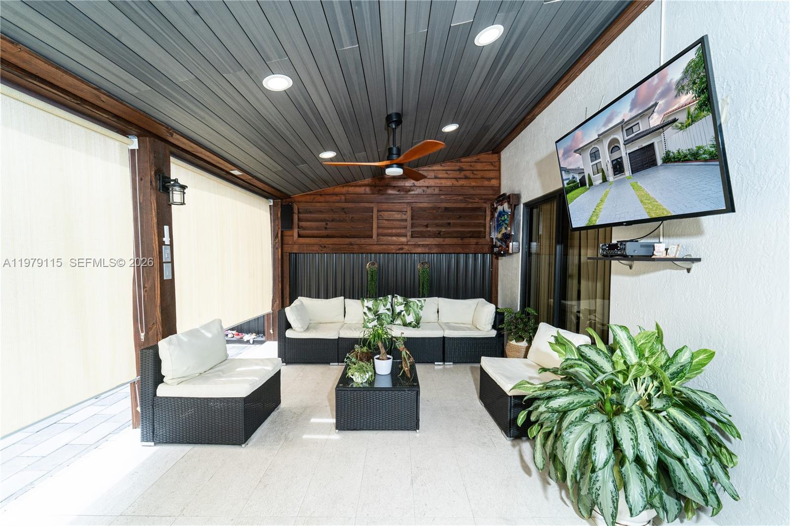 AVALON ESTATES RE-PLAT - Residential