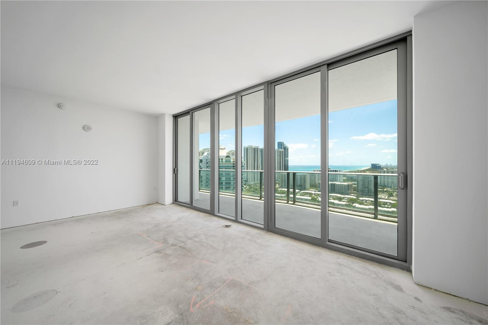 PARQUE TOWERS CONDO - Residential