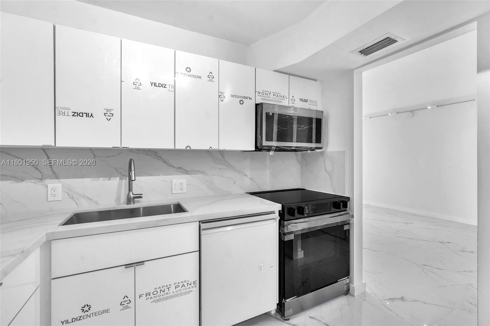 CORONADO CONDO- TOWER II - Residential
