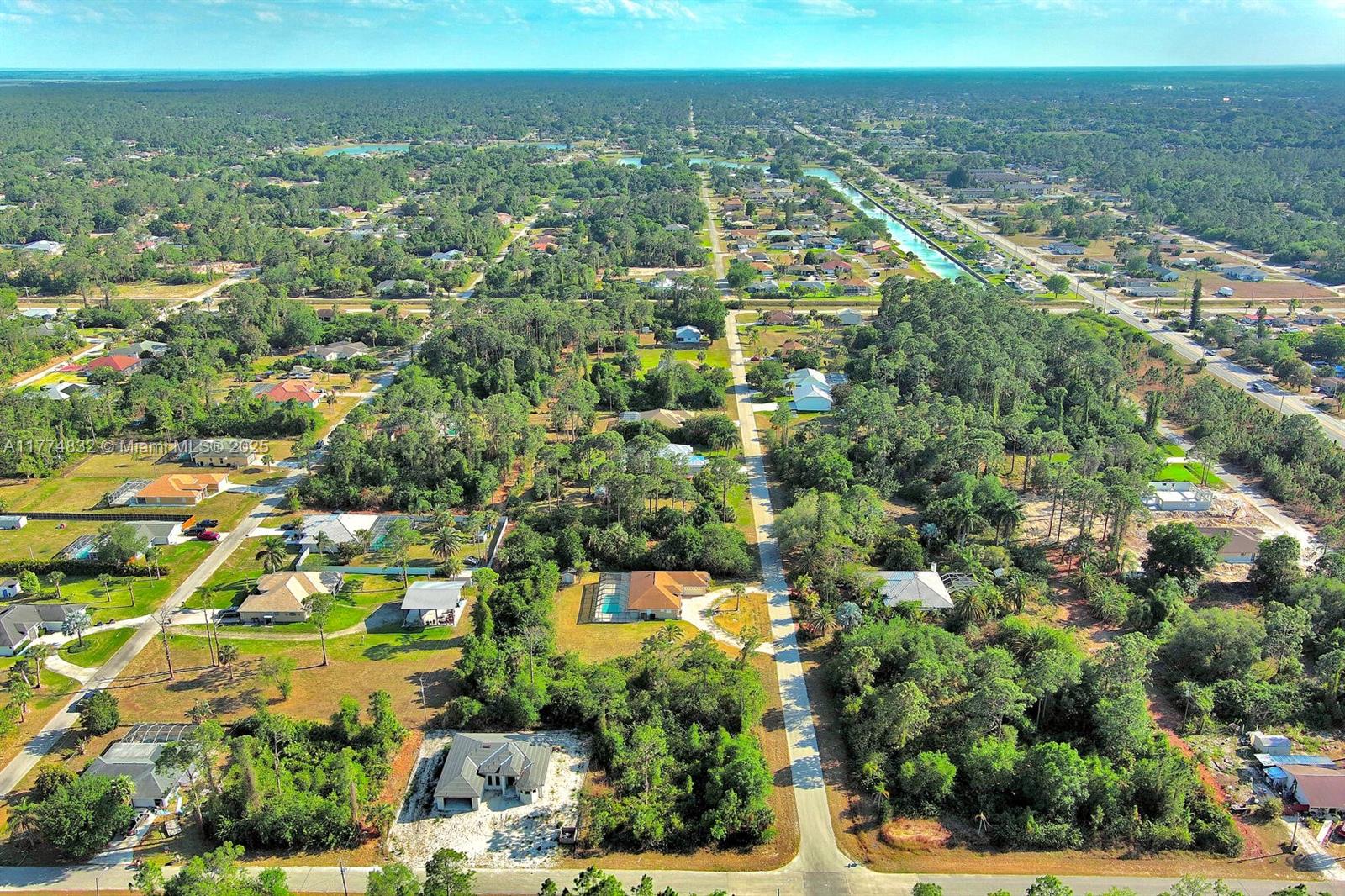 Lehigh Acres - Land