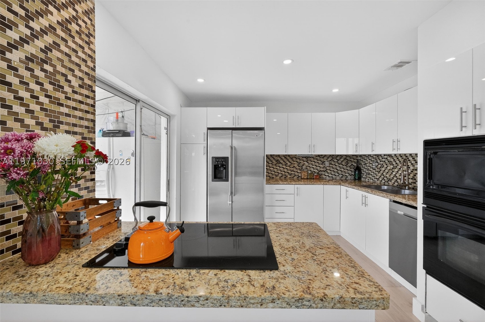 MONACO DREAM HOMES - Residential
