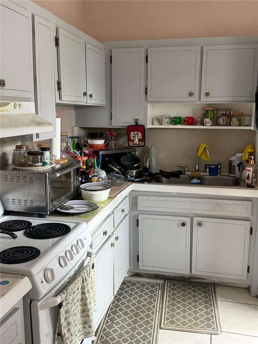 SIXTH MOORINGS CONDO - Residential