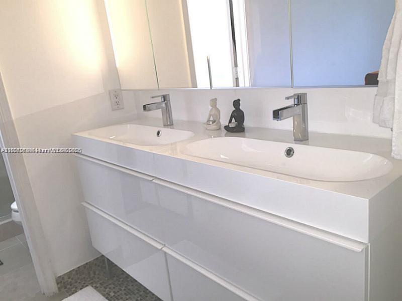 SECTORS 3 & 4 BOUNDARY PL - Residential Lease