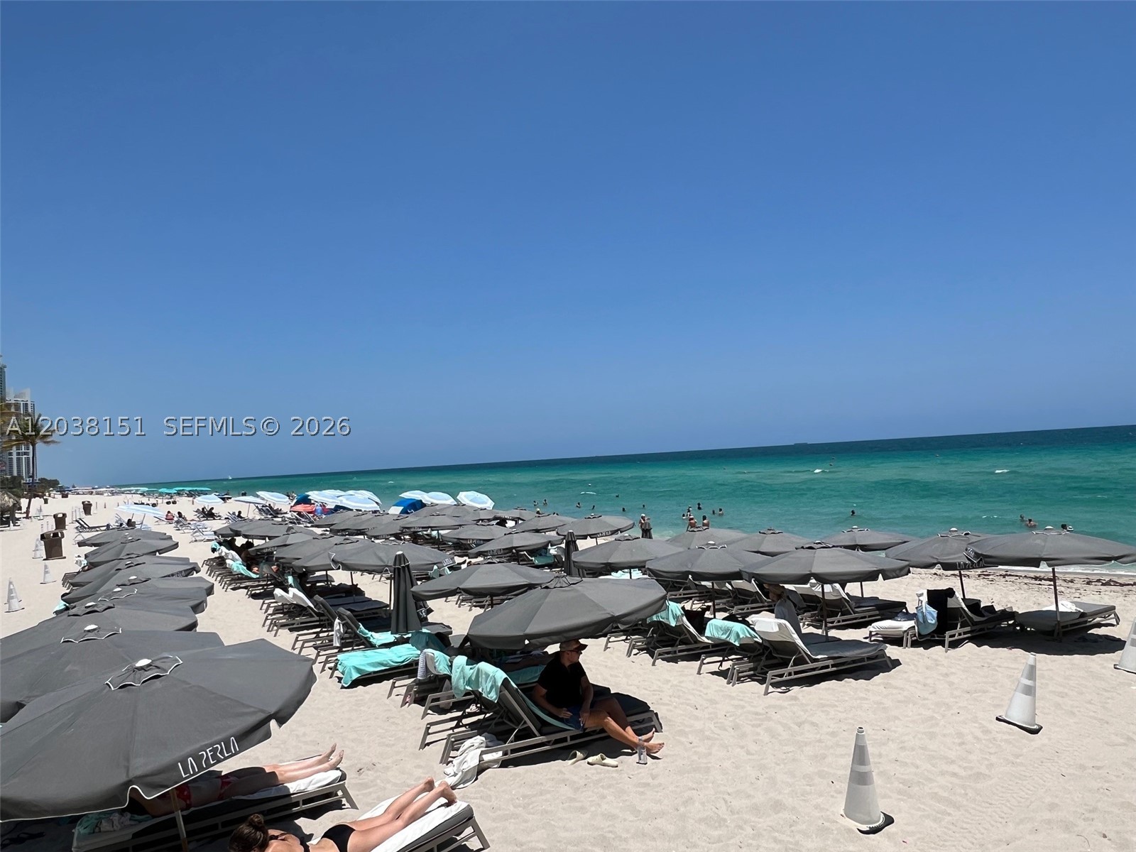 LA PERLA CONDO - Residential