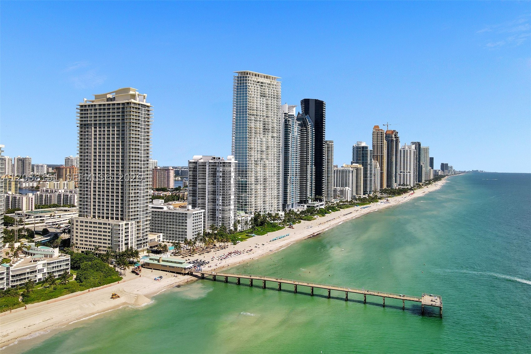LA PERLA CONDO - Residential