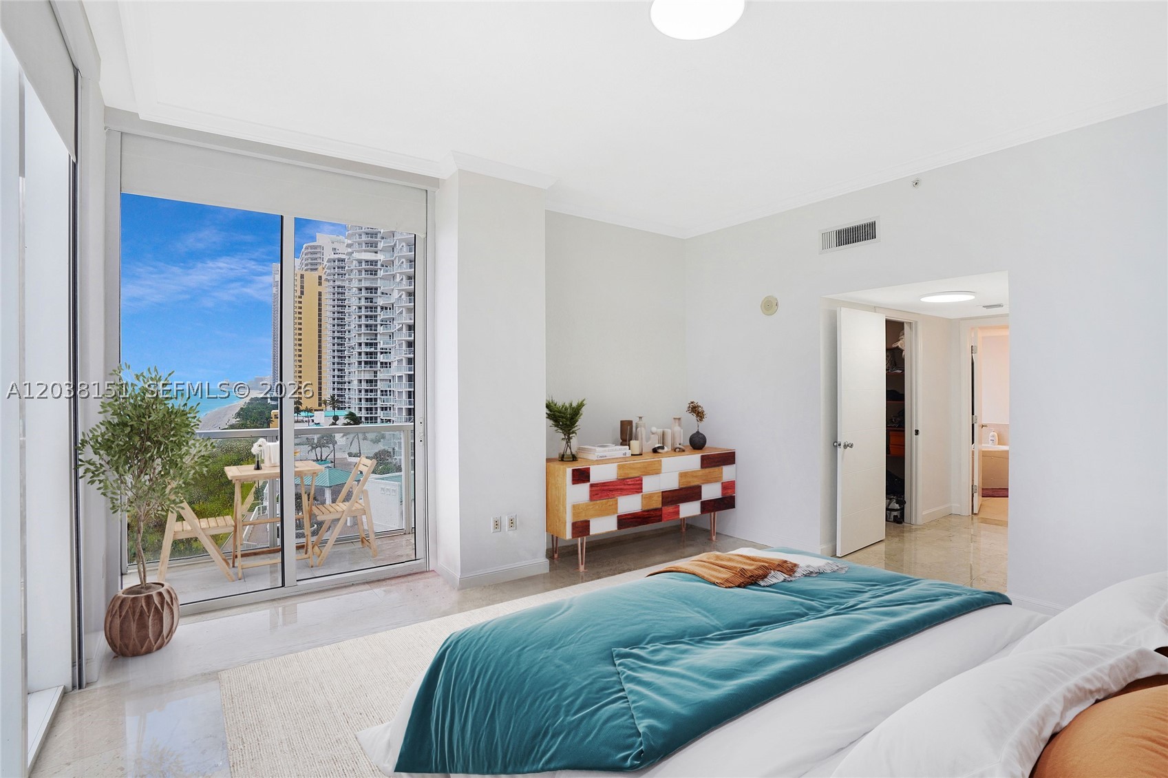 LA PERLA CONDO - Residential