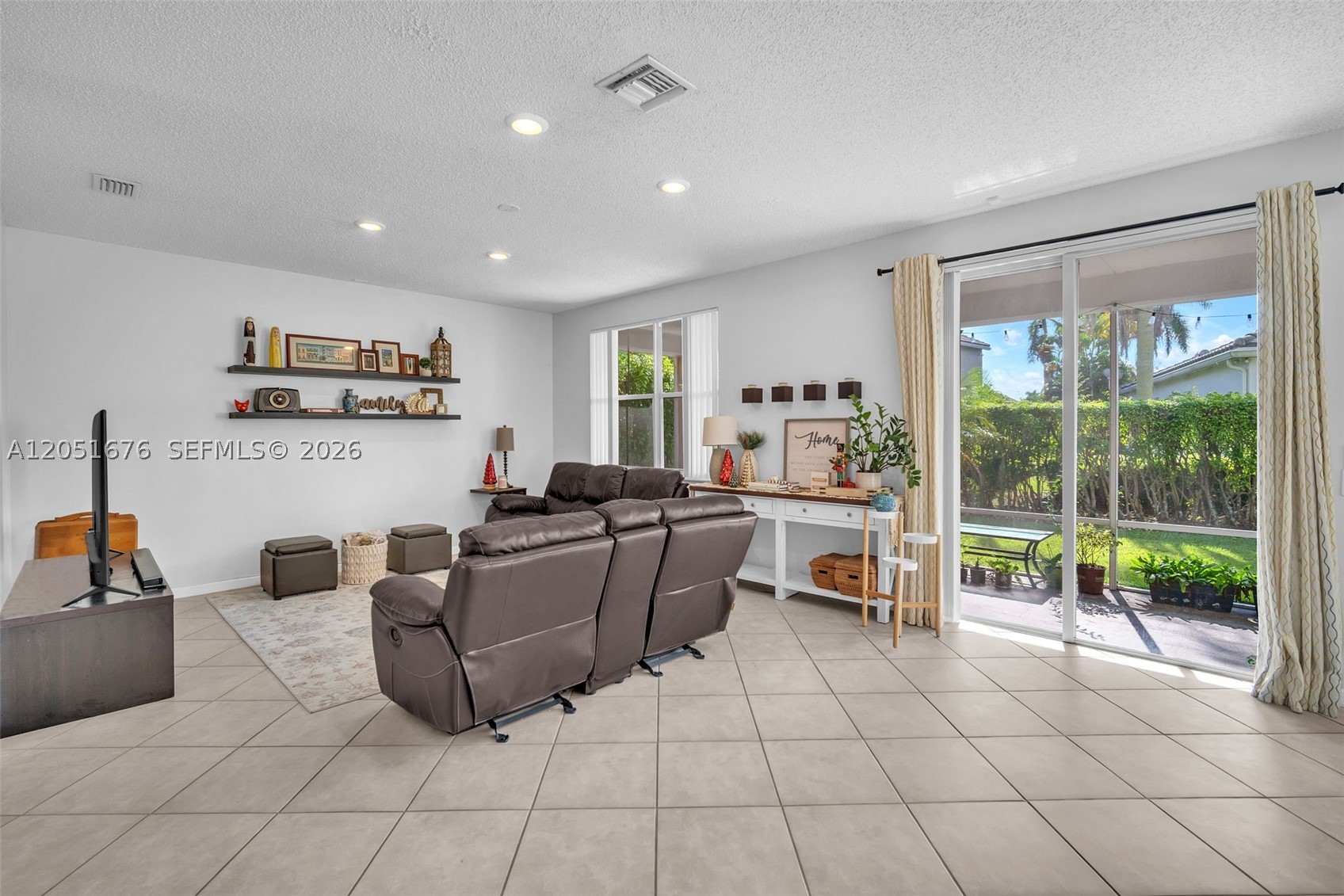 SECTOR 2-PARCELS 1 2 3 4 - Residential