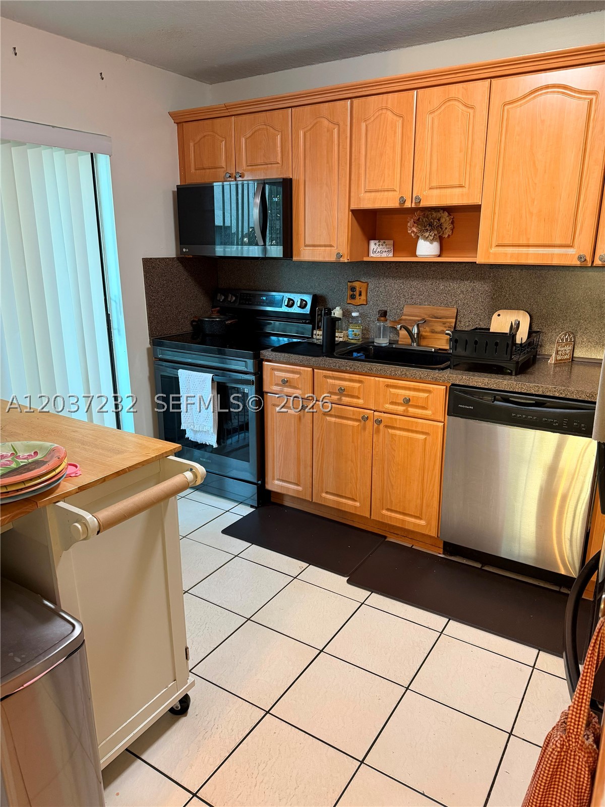 PALM POINT SEC 2 - Residential Lease