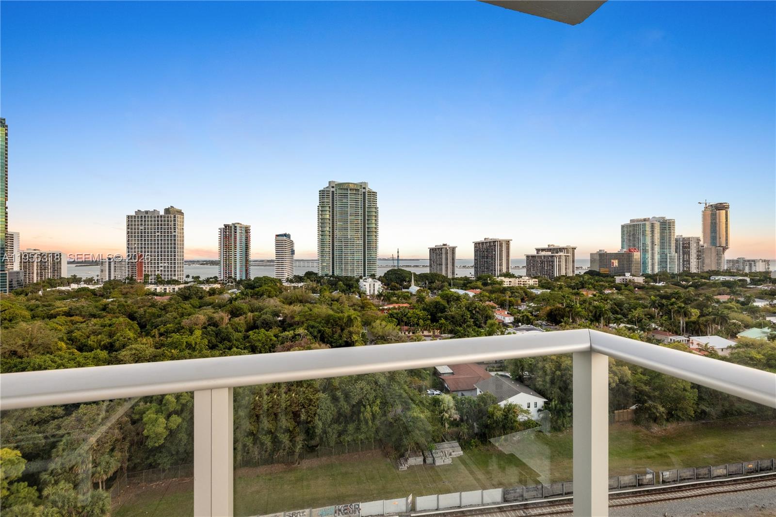 LE PARC AT BRICKELL CONDO - Residential