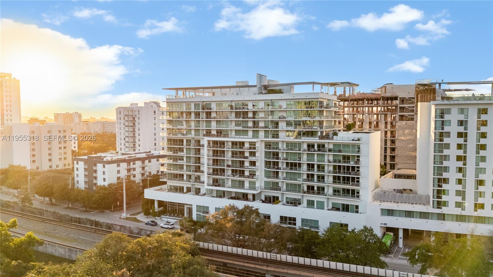 LE PARC AT BRICKELL CONDO - Residential