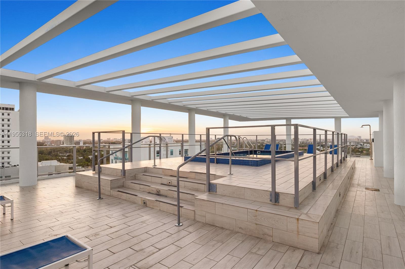 LE PARC AT BRICKELL CONDO - Residential