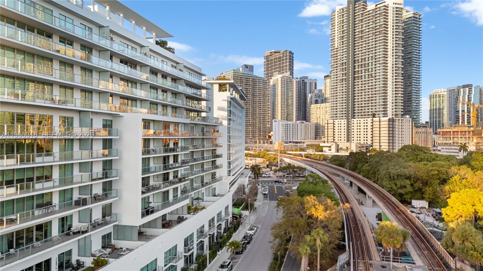 LE PARC AT BRICKELL CONDO - Residential