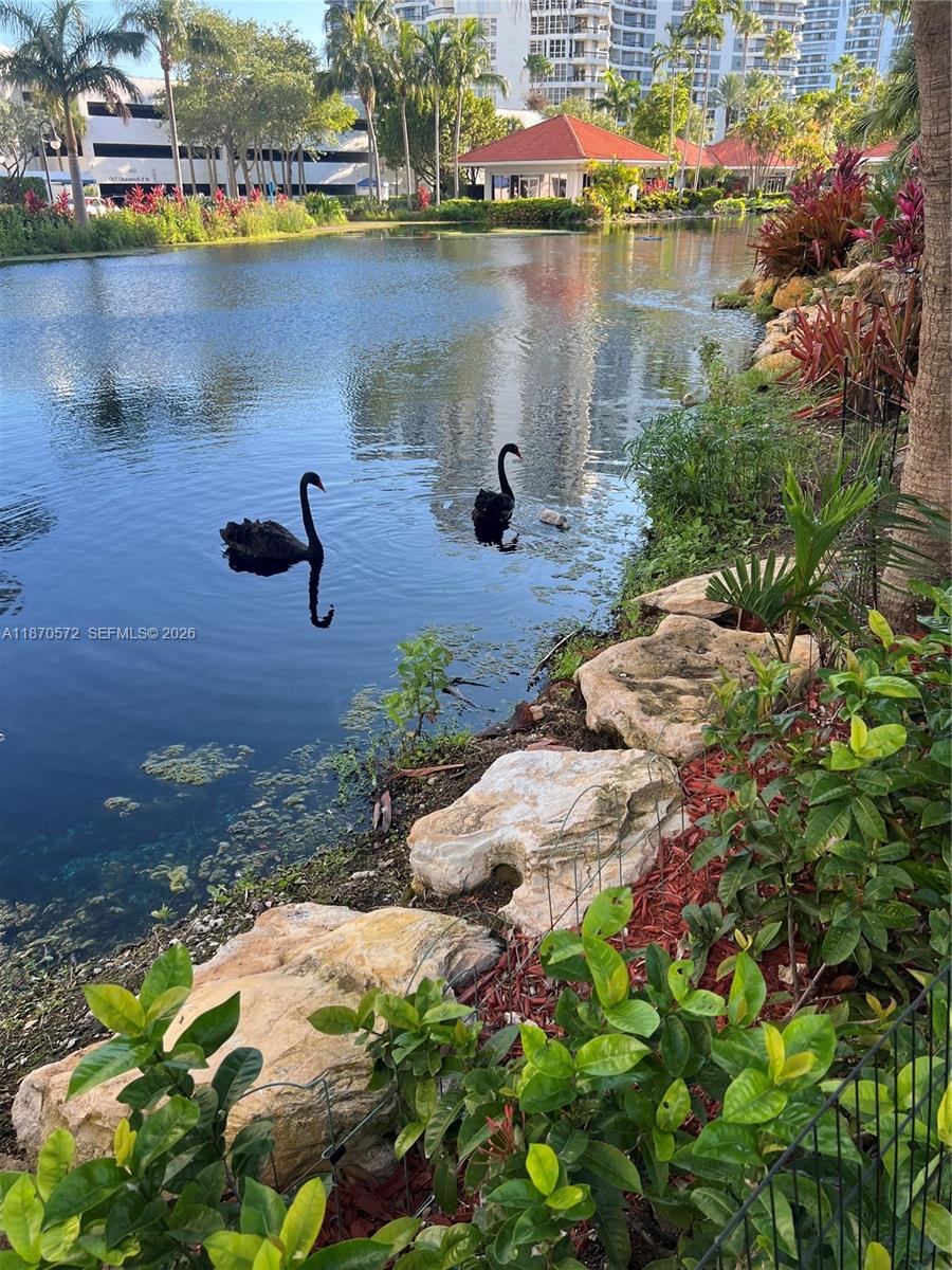 MYSTIC POINTE CONDO NO TH - Residential
