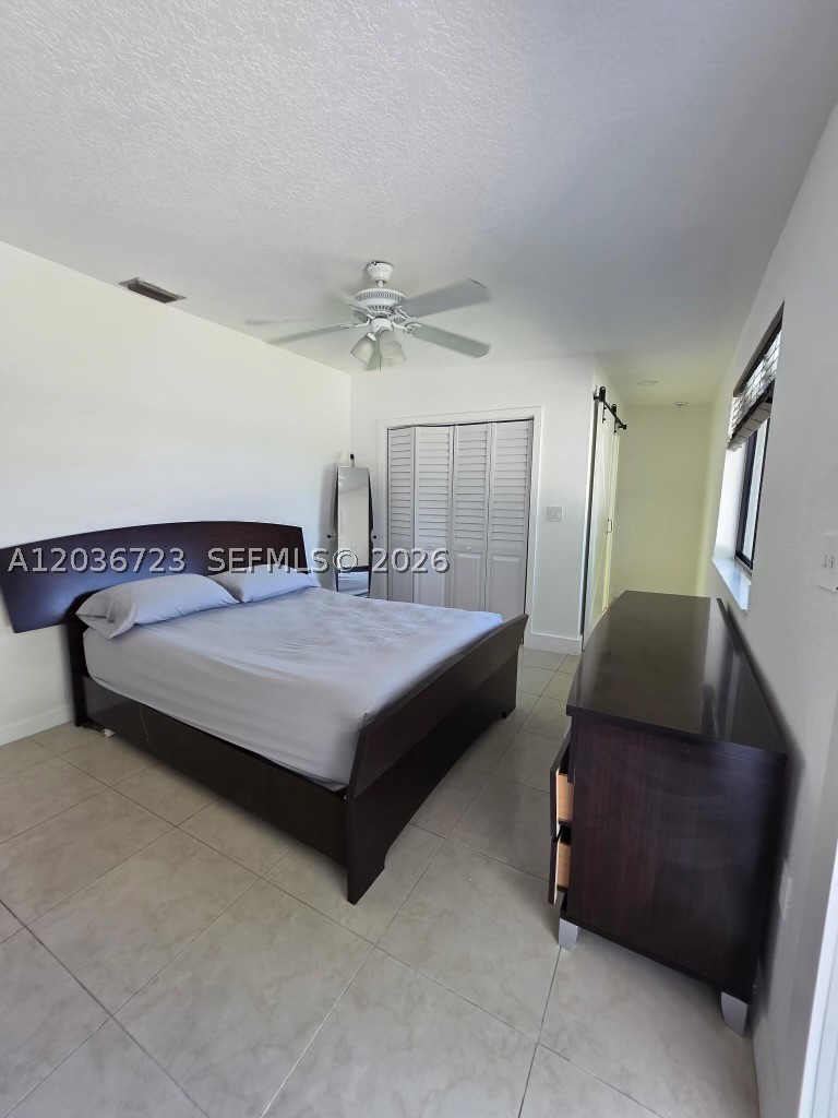 FULLY REMODELED EFFICIENCY IN GREAT AREA!