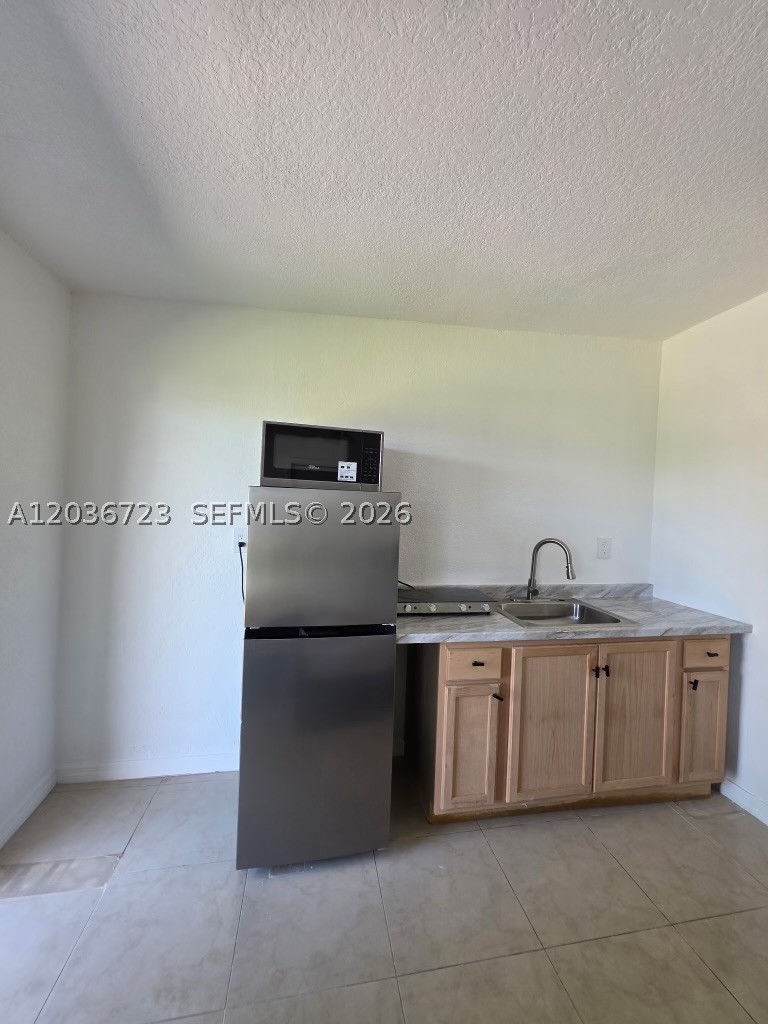 SOUTHWEST MANORS SEC 4 - Residential Lease