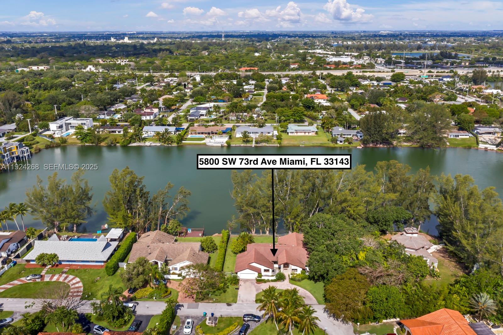 BLUE LAKE ESTATES - Residential Lease