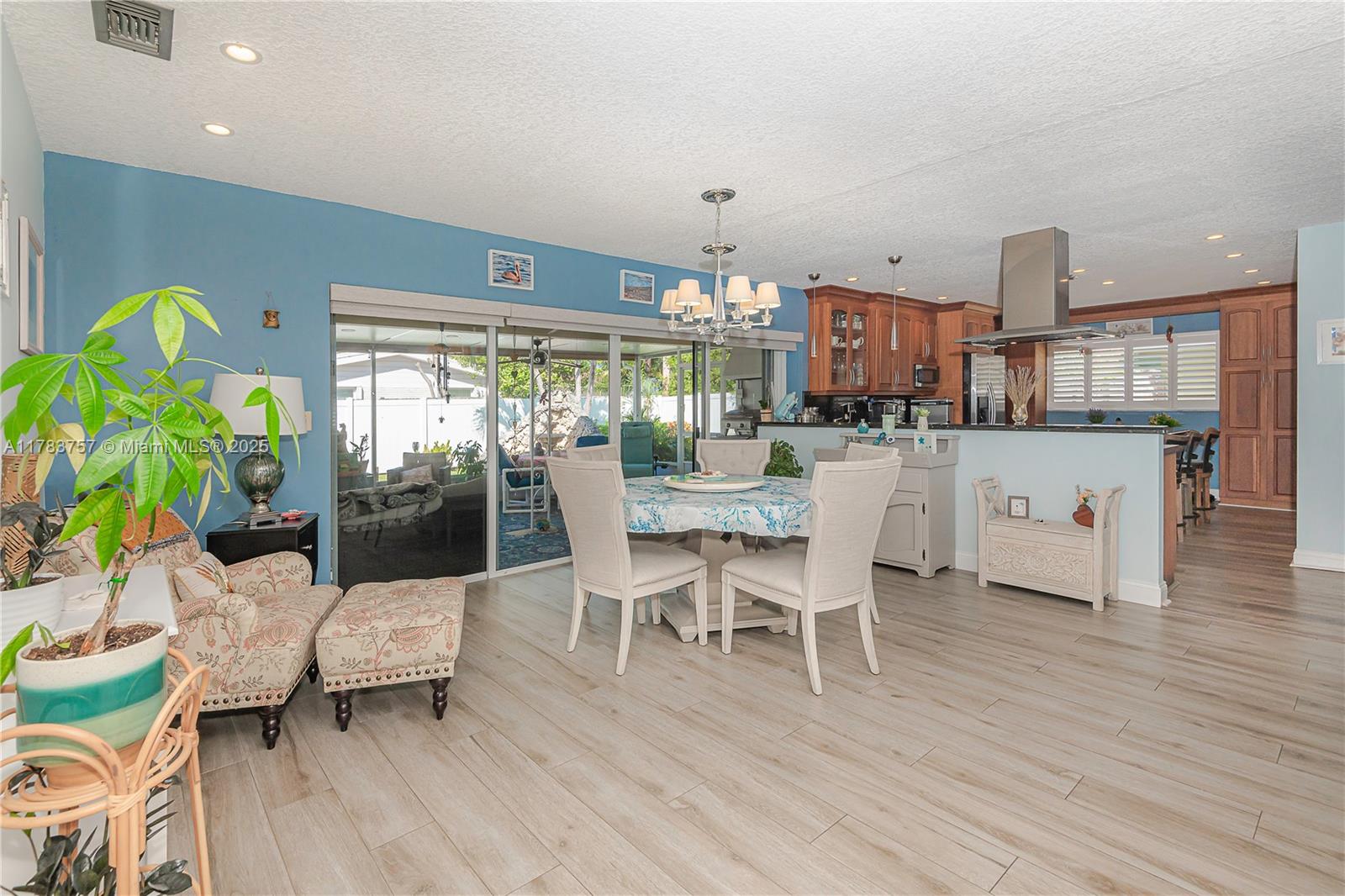 CORAL PARK - Residential Lease