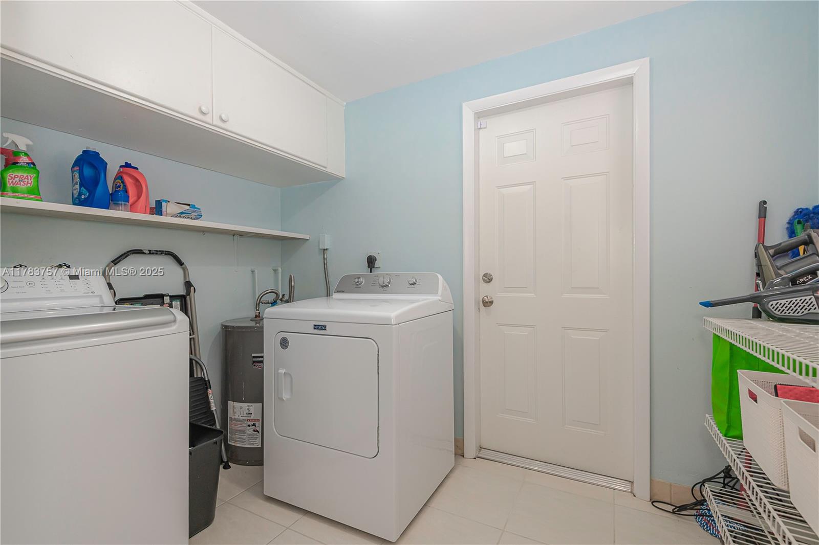 CORAL PARK - Residential Lease