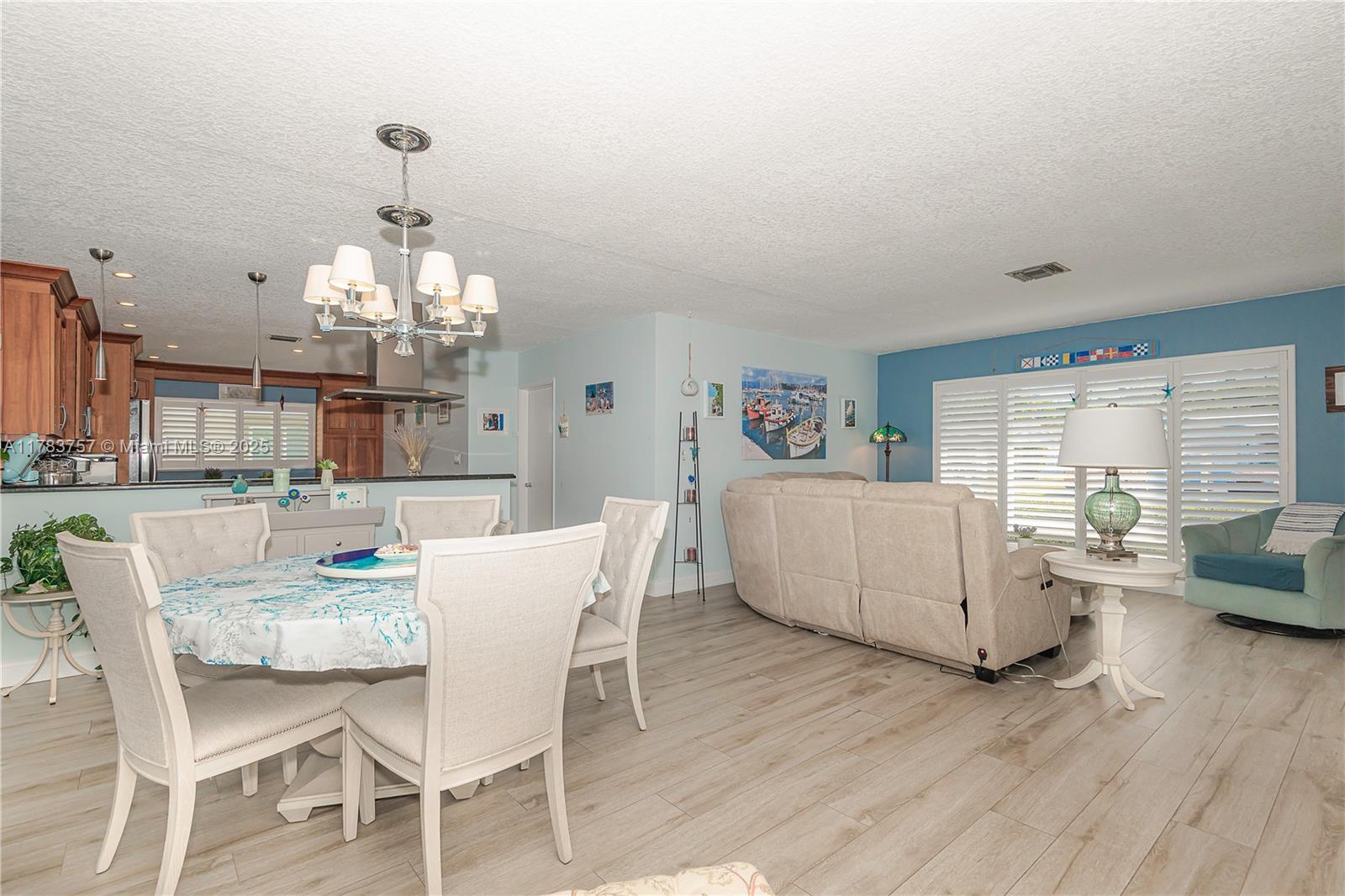 CORAL PARK - Residential Lease